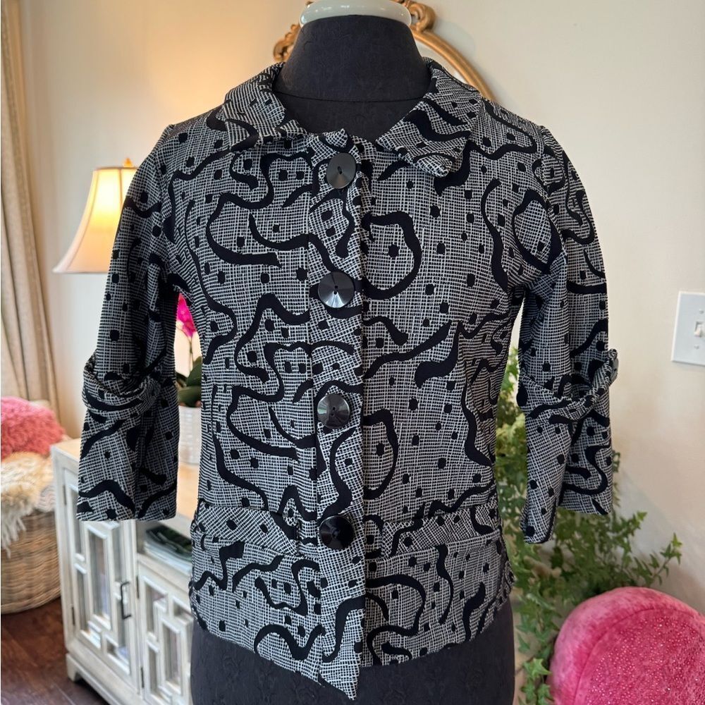 Andria Leiu collection black-and-white blazer size medium